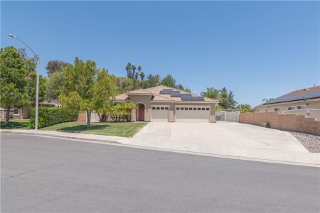 Pebley Court, Winchester, California 92596, Stati Uniti