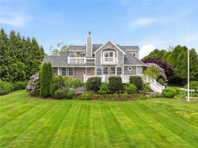 112 West Willow Lane, Charlestown, Rhode Island 02813, USA