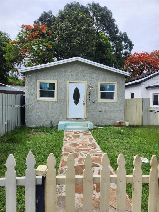 265 NW 80th St, Miami, Flórida 33150, Estados Unidos