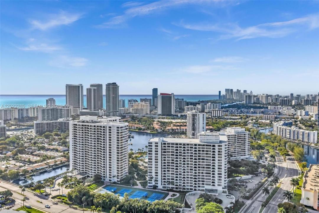 2500 Parkview Dr 1514, Hallandale Beach, Floride 33009, États-Unis