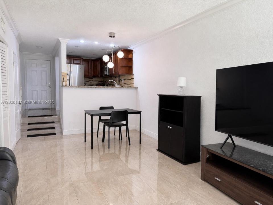 1901 NW S River Dr 5A, Miami, Floride 33125, États-Unis