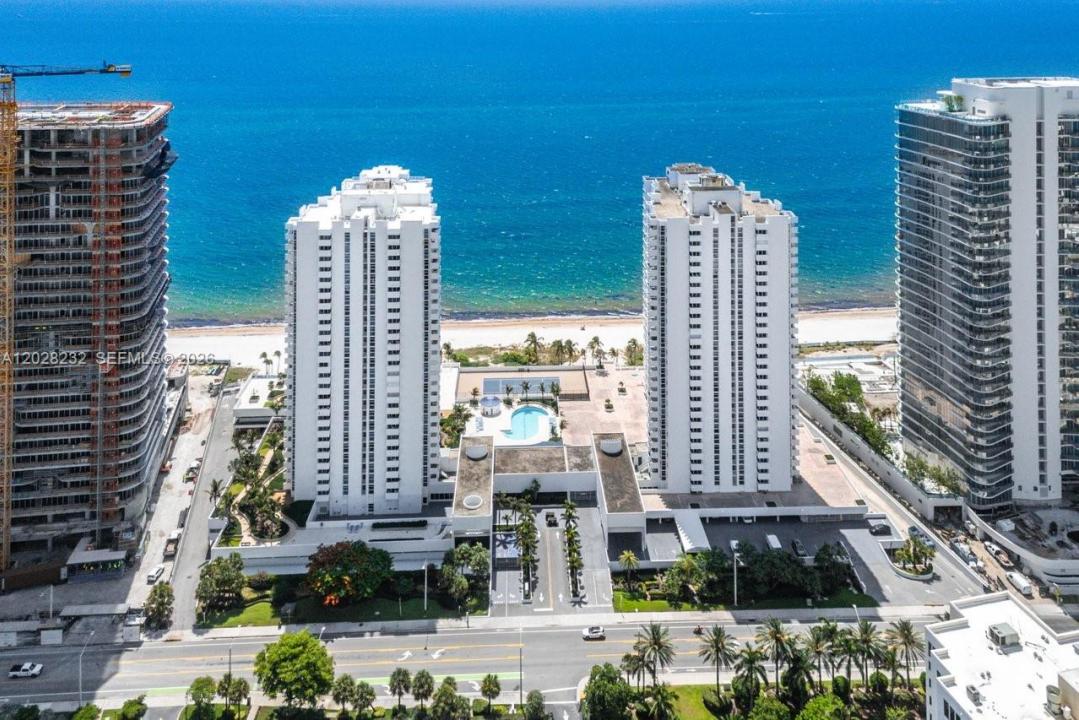 1370 S Ocean Blvd 1206, Pompano Beach, Floryda 33062, USA