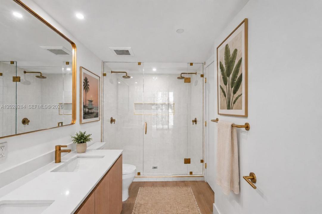 90 NE 32 714, Miami, Floride 33127, États-Unis