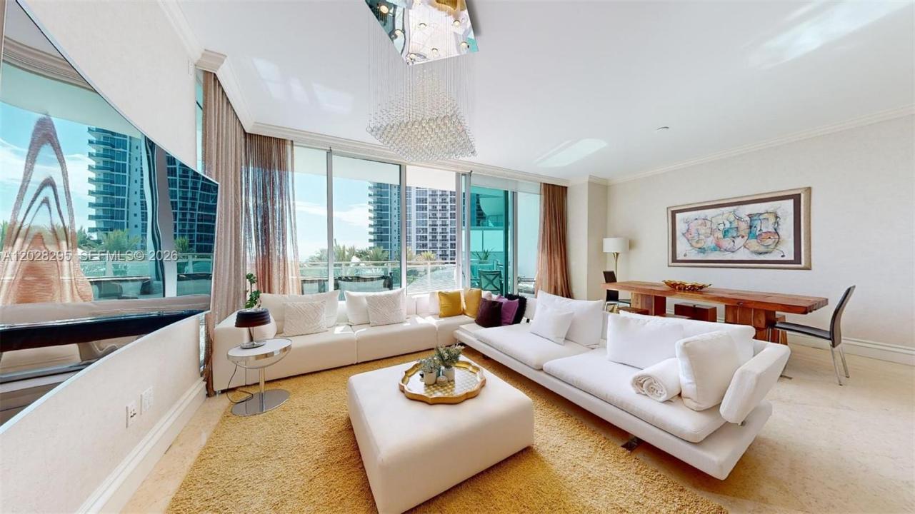 10295 Collins Ave 205, Bal Harbour, Floride 33154, États-Unis