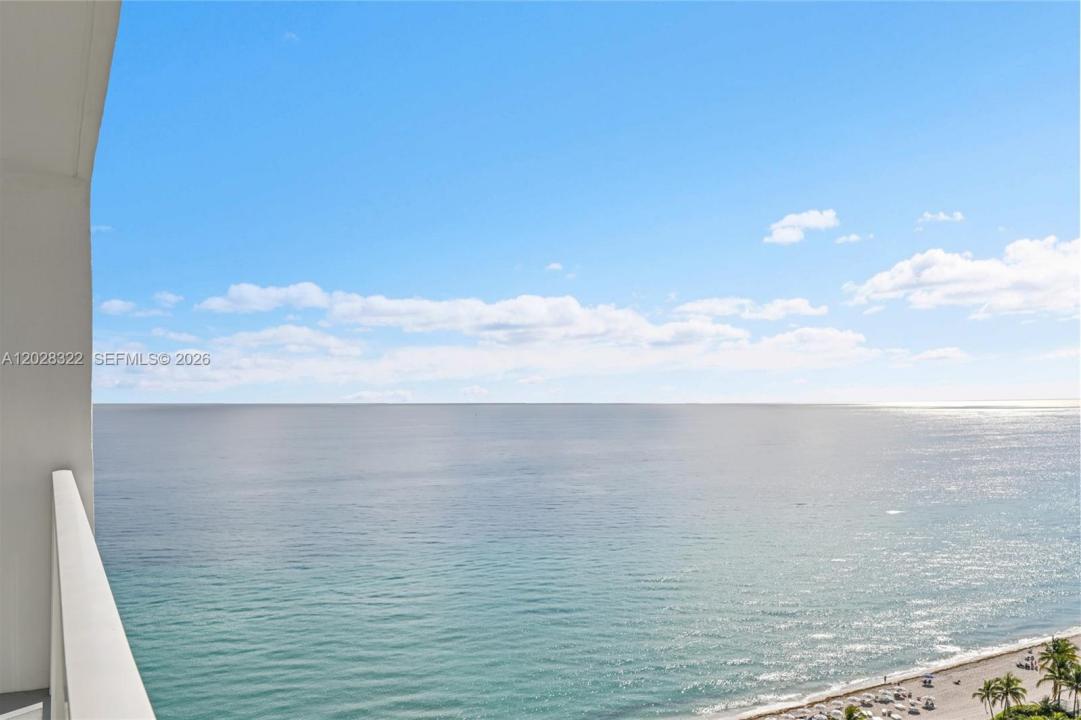 2030 S Ocean Dr 2018, Hallandale Beach, Floride 33009, États-Unis