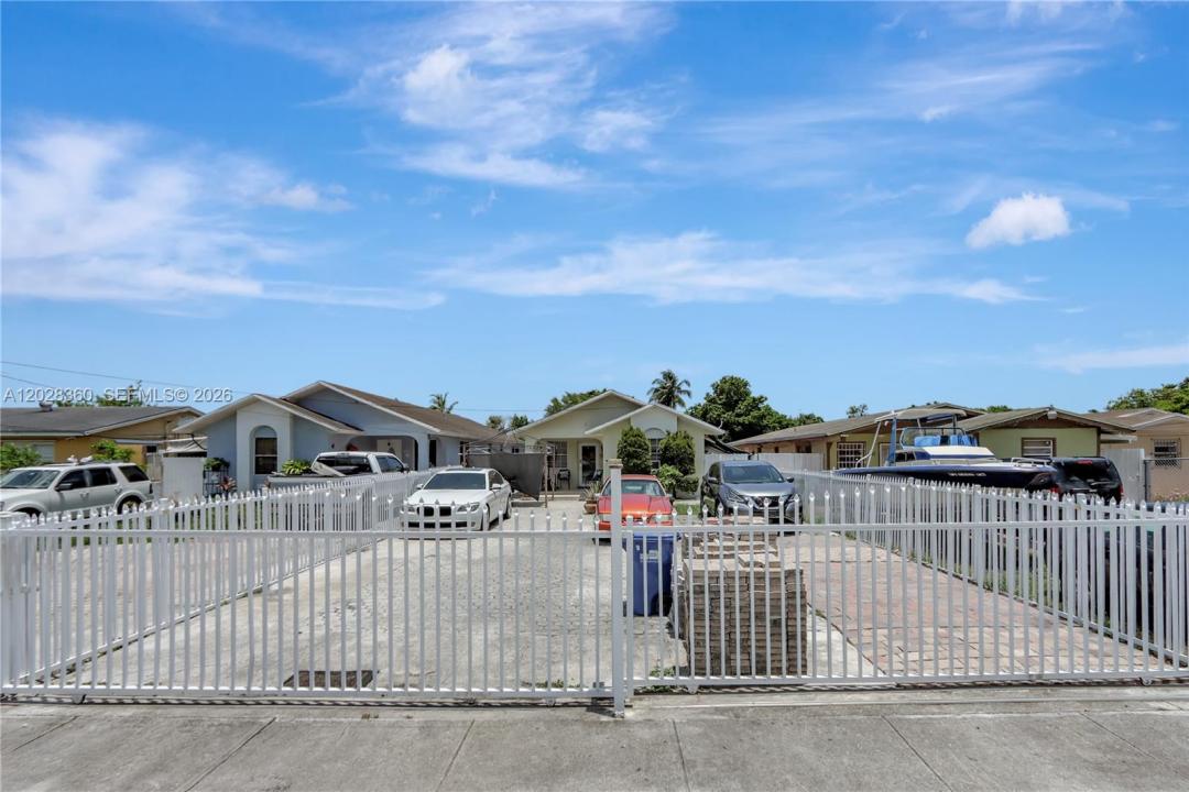 15801 NW 47th Ave, Miami Gardens, Florida 33054, Stati Uniti