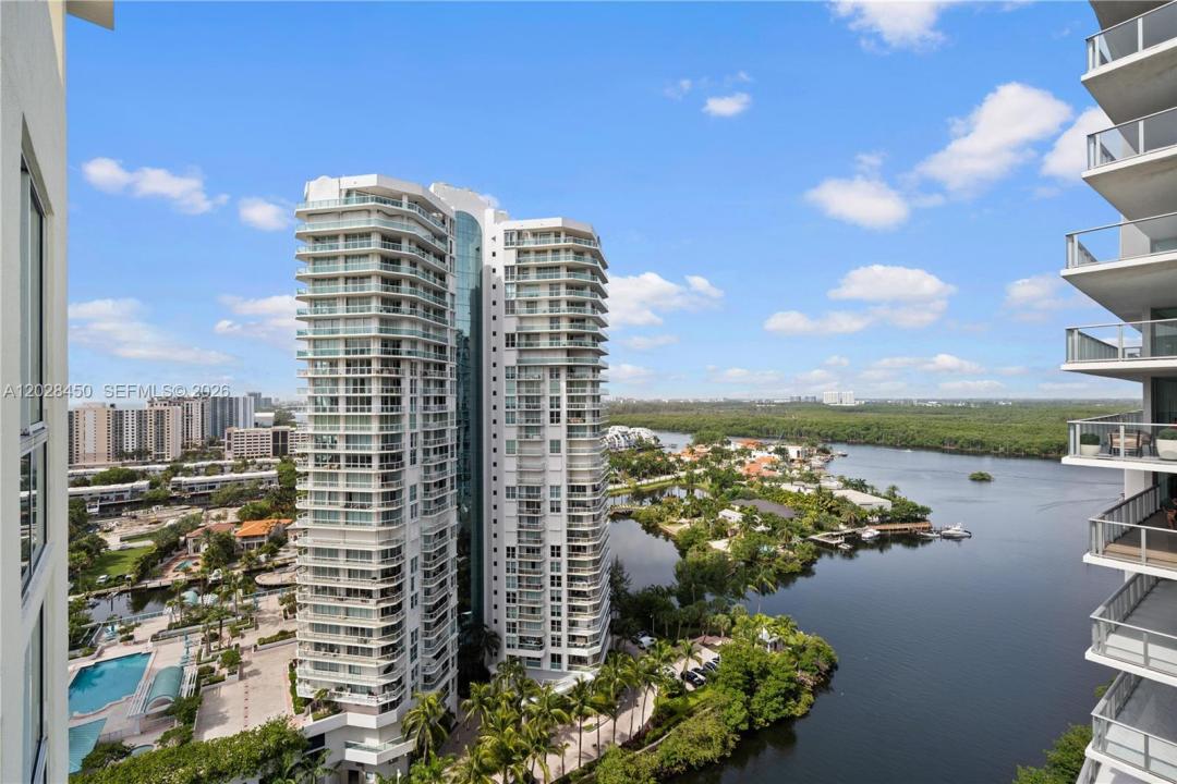 250 Sunny Isles Blvd 3-TS4, Sunny Isles Beach, Florida 33160, Stati Uniti