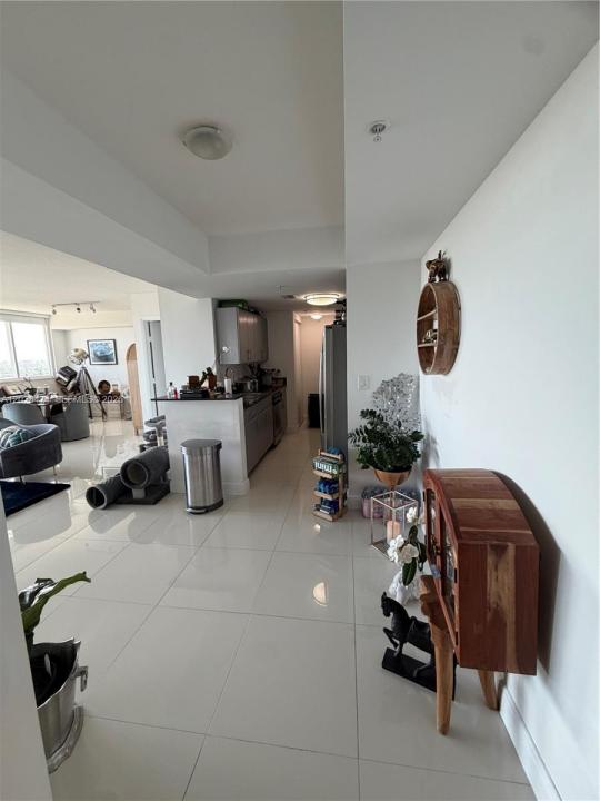 1871 NW S River Dr 1502, Miami, Florida 33125, Stati Uniti