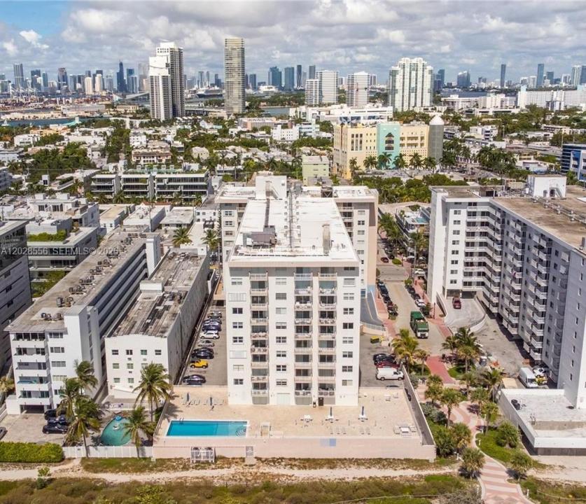 345 Ocean Dr 602, Miami Beach, Floryda 33139, USA