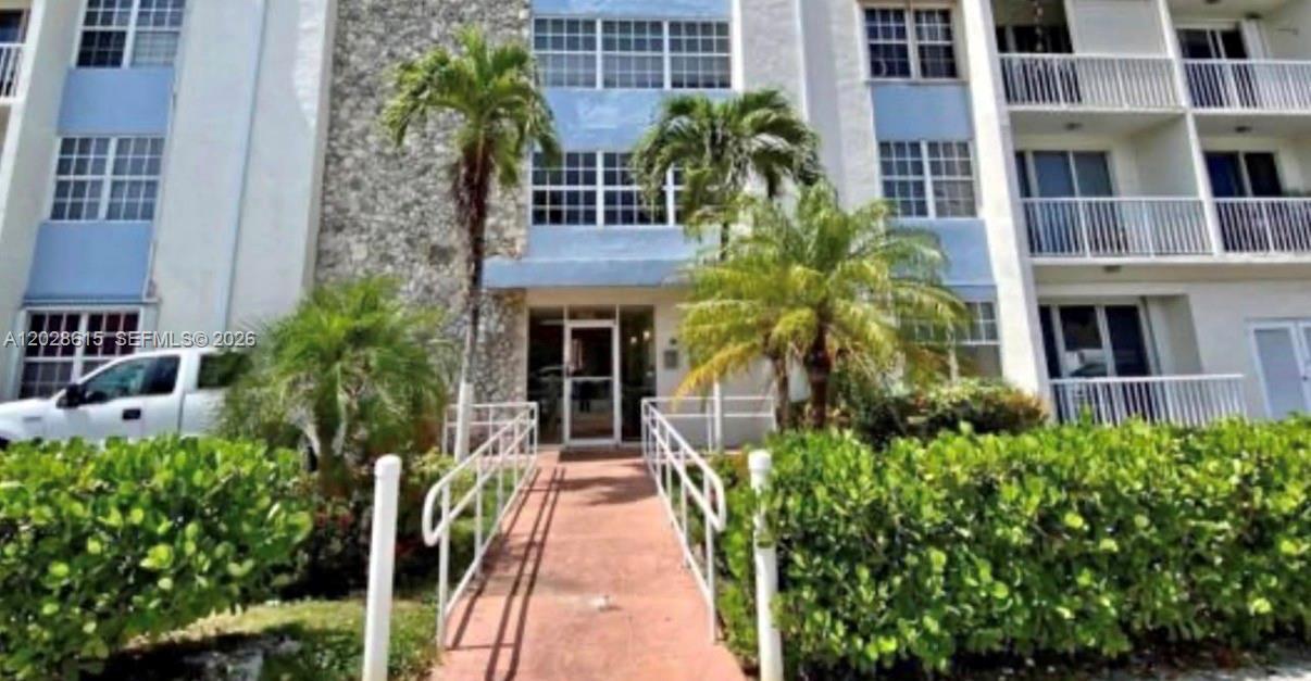 3551 SW 9th Ter 409, Miami, Floride 33135, États-Unis