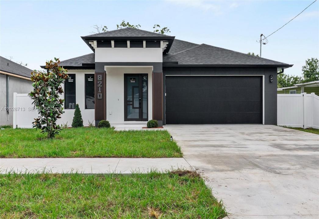 8210 N Elmer St,, Tampa, Floride 33604, États-Unis