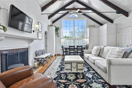397 Gibbs Avenue CH, Newport, Rhode Island 02840, USA