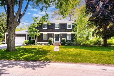 47 Meadowbrook Drive, Barrington, Rhode Island 02806, USA