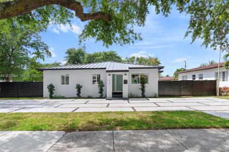 26 NE 88th St, El Portal, Florida 33138, HOA KỲ