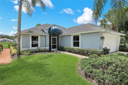 21167 Butchers Holler, Estero, Florida 33928, USA