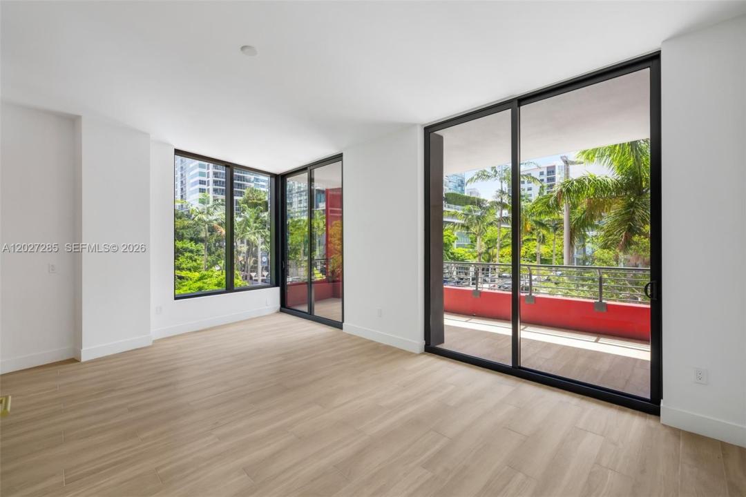 90 NE 32nd St 212, Miami, Floride 33127, États-Unis