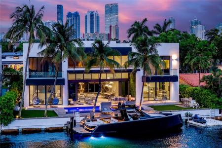 16470 NE 30th Ave, North Miami Beach, Flórida 33160, Estados Unidos