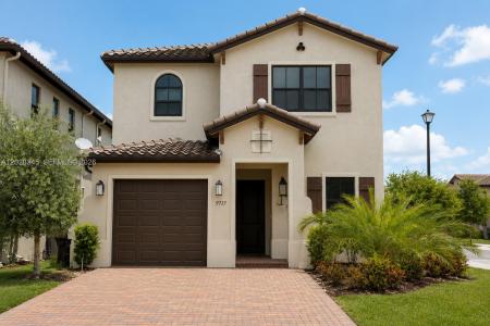 9717 W 34th Ln, Hialeah, Florida 33018, USA