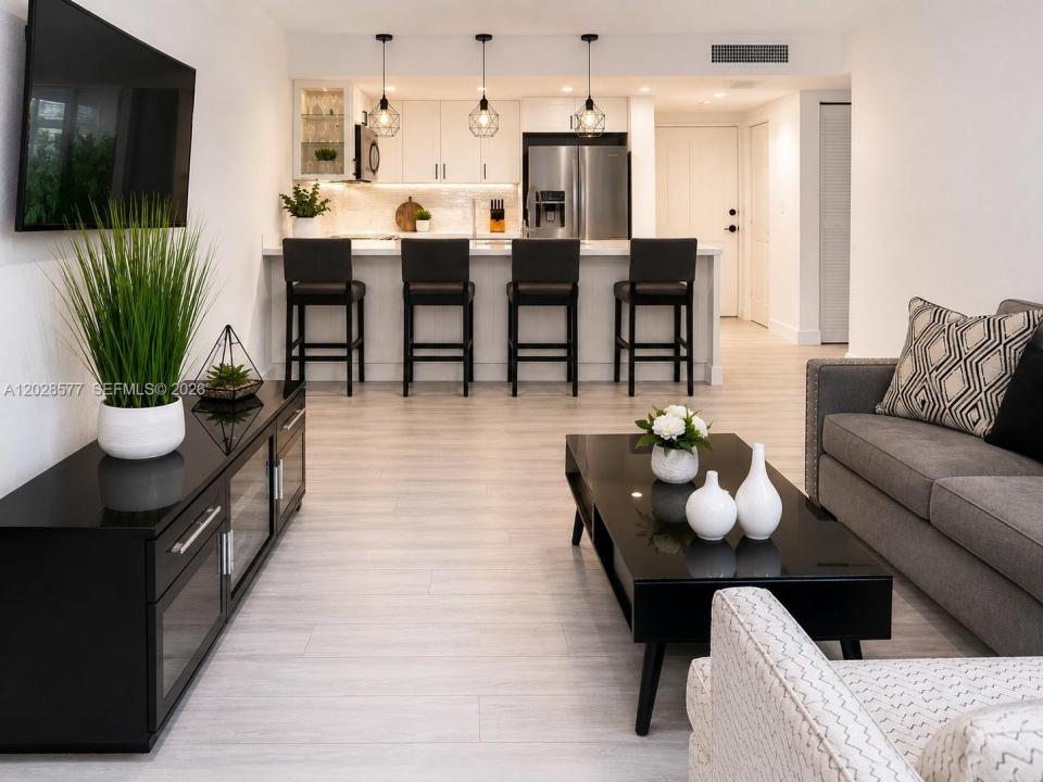 14311 N Kendall Dr 206A, Miami, Flórida 33186, Estados Unidos