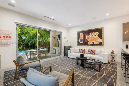 3135 Ohio St 3135, Miami, Florida 33133, USA