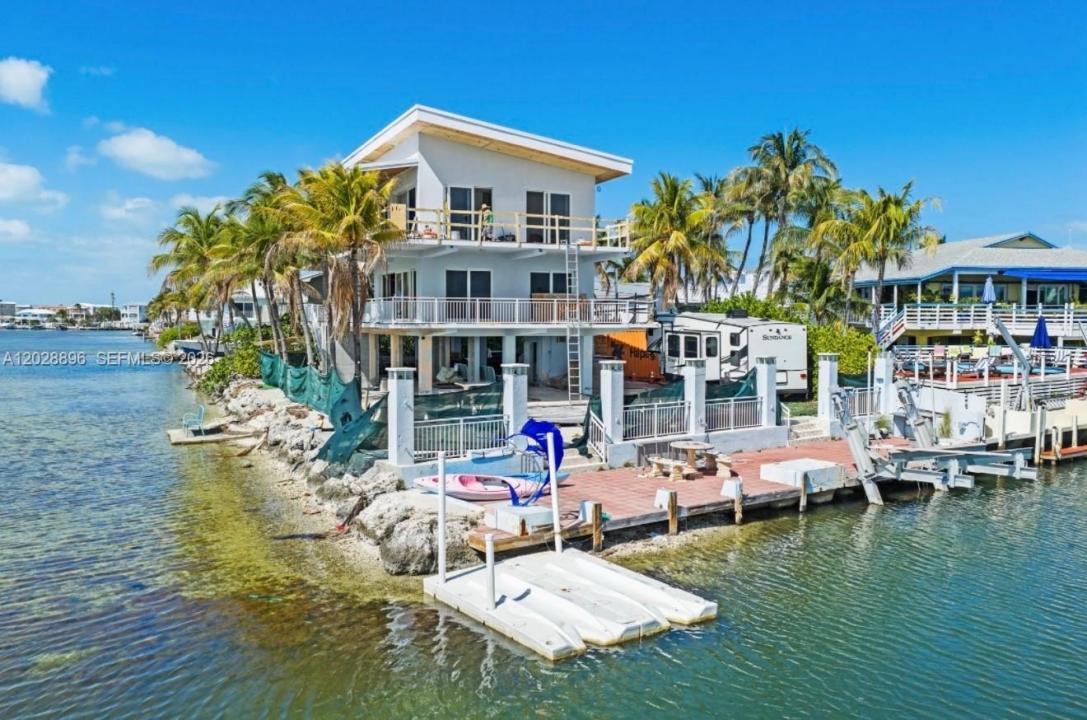 233 Aberdeen Ct, Tavernier, פלורידה 33070, ארצות הברית של אמריקה