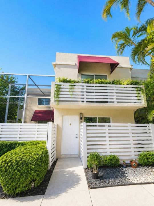 535 NW 98th Ave, Plantation, Floride 33324, États-Unis