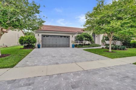 13331 NW 11th Ln, Sunrise, Floryda 33323, USA