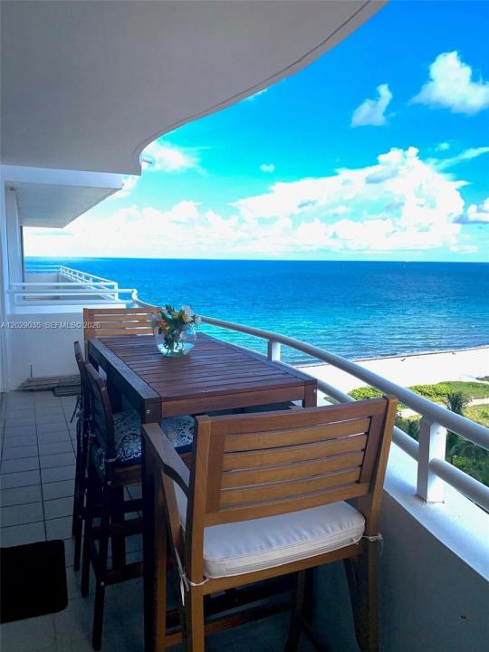 8911 Collins Ave 1104, Surfside, Florida 33154, Stati Uniti