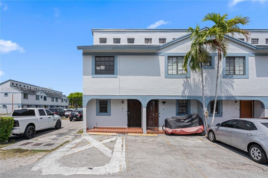 12035 SW 18th St 9-48, Miami, Florida 33175, Stati Uniti