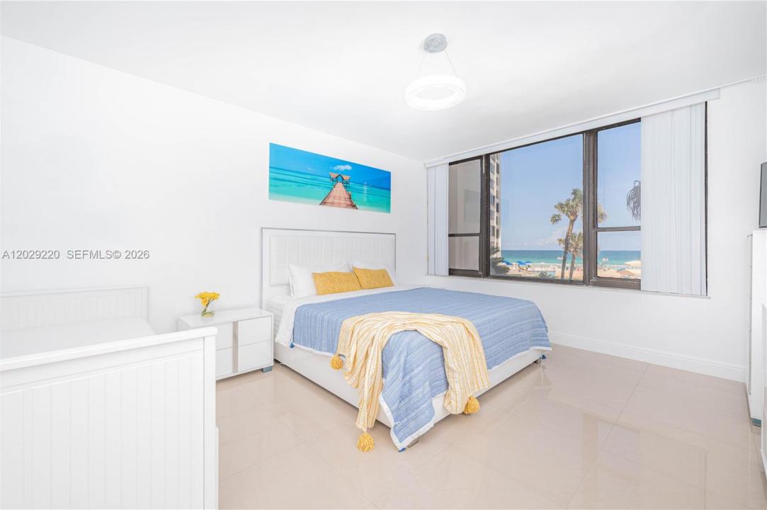 3505 S Ocean Dr 221, Hollywood, Florida 33019, Stati Uniti