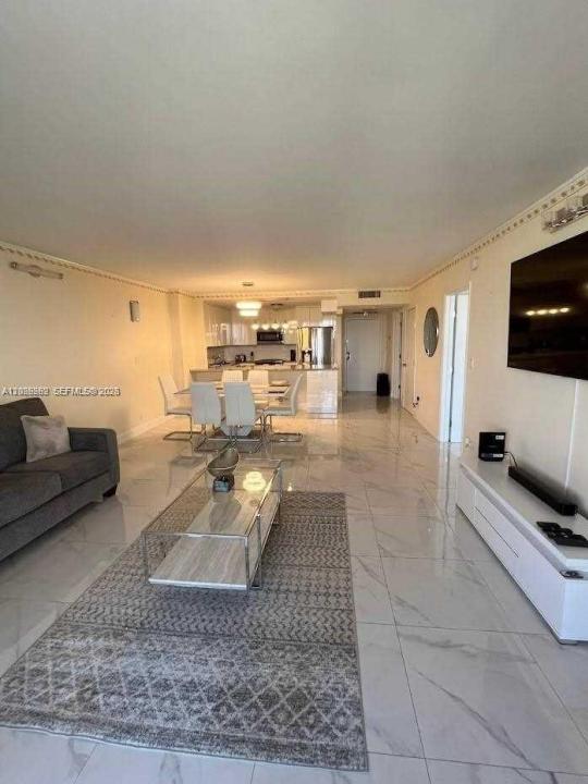 2500 Parkview Dr 1008, Hallandale Beach, Florida 33009, Stati Uniti