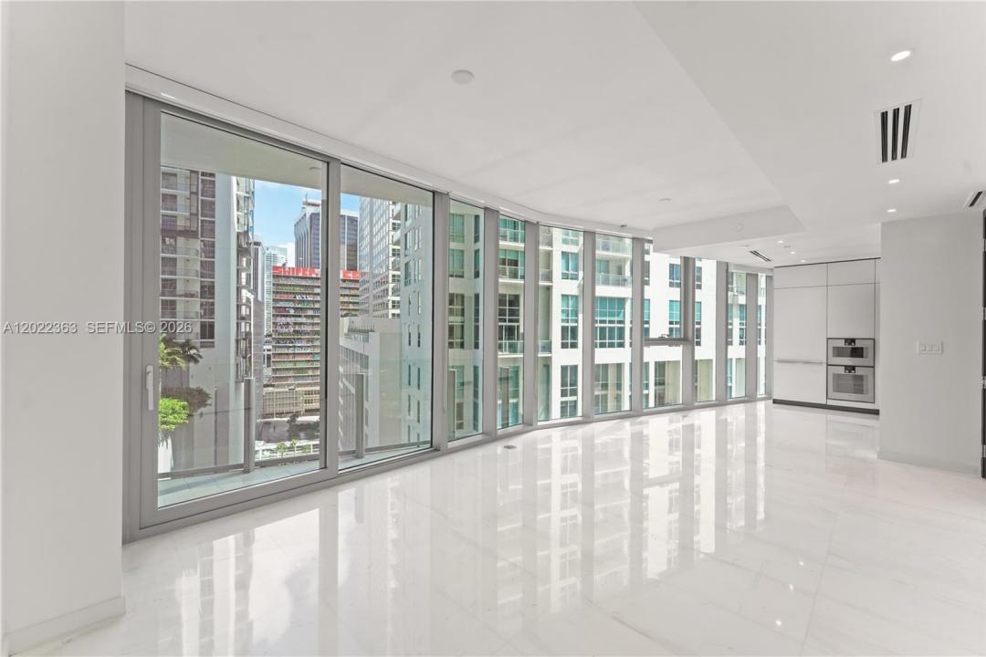 300 Biscayne Blvd Way 1406, Miami, Floride 33131, États-Unis