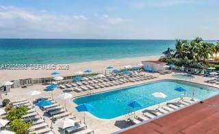 19201 Collins Ave 503, Sunny Isles Beach, Floryda 33160, USA