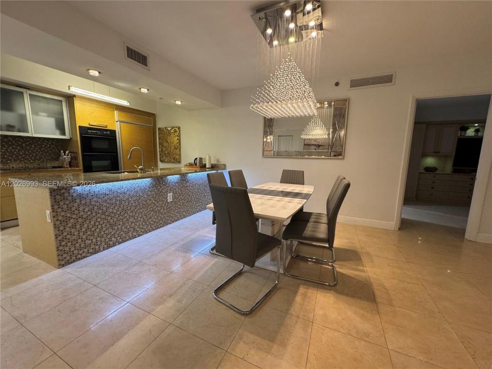 1830 S Ocean Dr 3003, Hallandale Beach, Florida 33009, USA