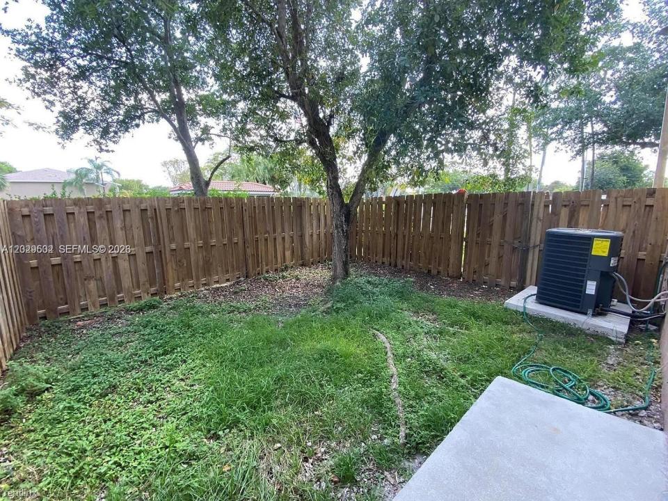 7980 S Southwood Cir 0, Davie, Florida 33328, USA