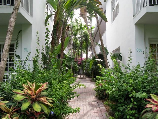 911 Meridian Ave 206, Miami Beach, Florida 33139, Amerika Birleşik Devletleri