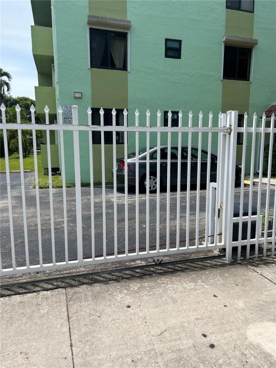 1530 SW 2nd Street 101, Miami, Floride 33125, États-Unis