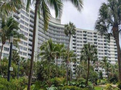 1500 Bay Rd 310S, Miami Beach, Florida 33139, USA