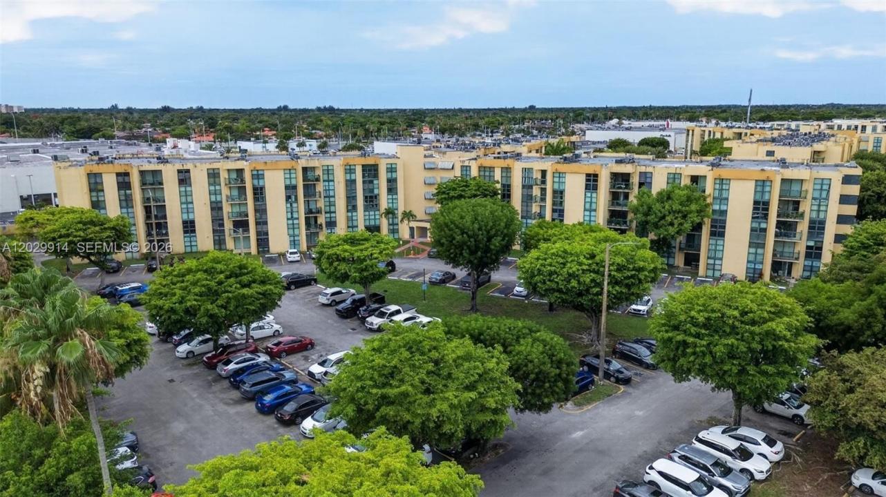 11780 SW 18th St 428-2, Miami, Floride 33175, États-Unis