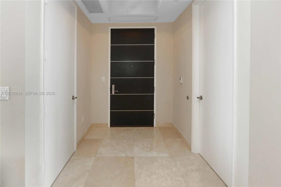 15901 Collins Ave 2004, Sunny Isles Beach, Florida 33160, Stati Uniti