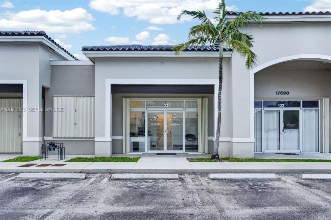 17690 NW 78th Ave, Hialeah, Floride 33015, États-Unis