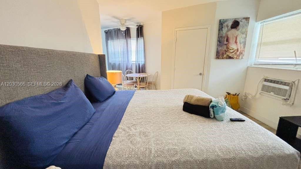 109 SE 9th St 2, Hallandale Beach, Floride 33009, États-Unis