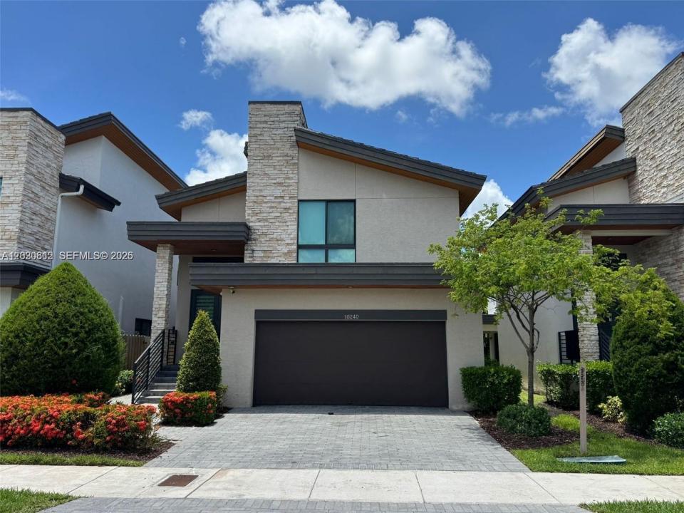 10240 NW 76th Ter, Doral, Floride 33178, États-Unis