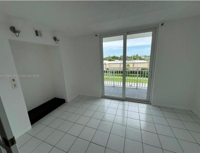1251 NE 108th St 409, Miami, Florida 33161
