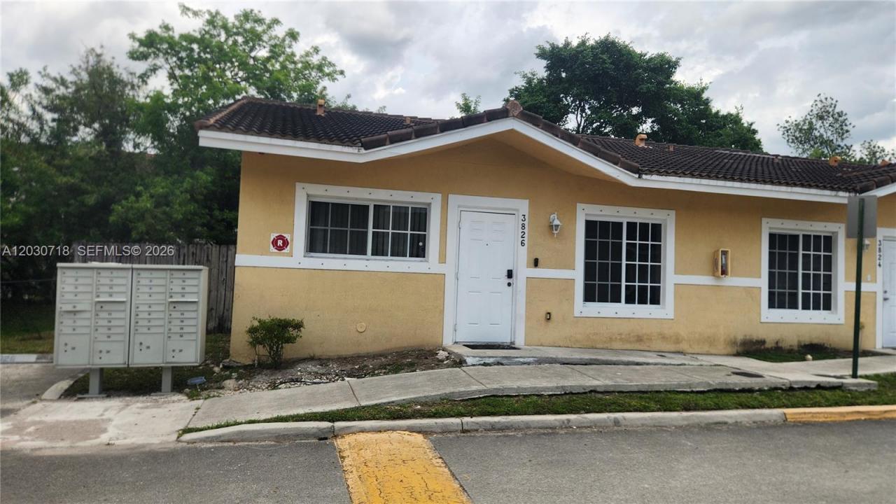 3826 SW 48th Ave 3826, Hollywood, Floride 33023, États-Unis