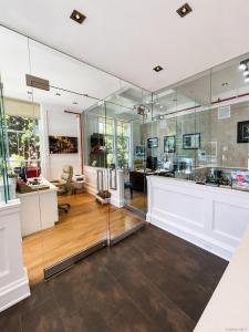50 Main Street, Southampton, New York 11978, HOA KỲ