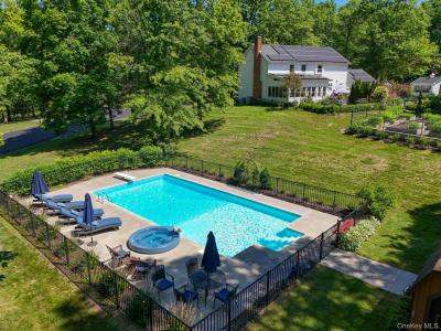14 Wagner Drive, New Windsor, New York 12575, USA