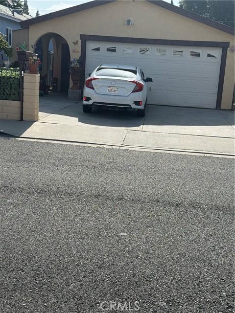 Bellota Ave, Paramount, Kaliforniya 90723, Amerika Birleşik Devletleri