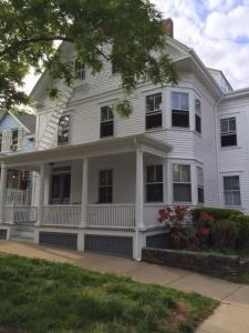 44 Constitution Street 2, Bristol, Rhode Island 02809, États-Unis