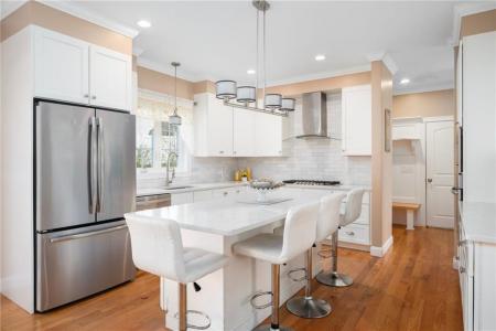 14 Dover Avenue, Lincoln, Rhode Island 02865, HOA KỲ